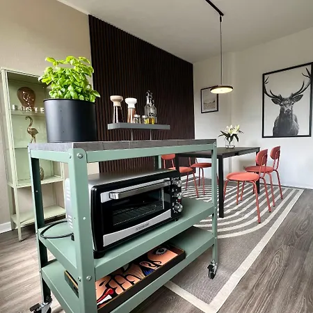 2- Modernes In Meiderich, 4,7 Km Hbf, U-bahn 250m, Flughafen Duesseldorf 28 Km, Landschaftspark 2,9 Km, 5 Gehminuten Von Herzklinik Entfernt Duisburg