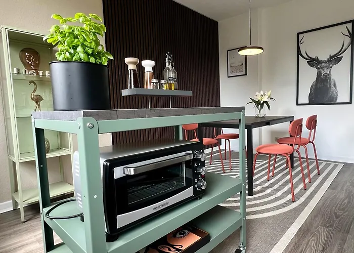 2- Modernes In Meiderich, 4,7 Km Hbf, U-bahn 250m, Flughafen Duesseldorf 28 Km, Landschaftspark 2,9 Km, 5 Gehminuten Von Herzklinik Entfernt Duisburg