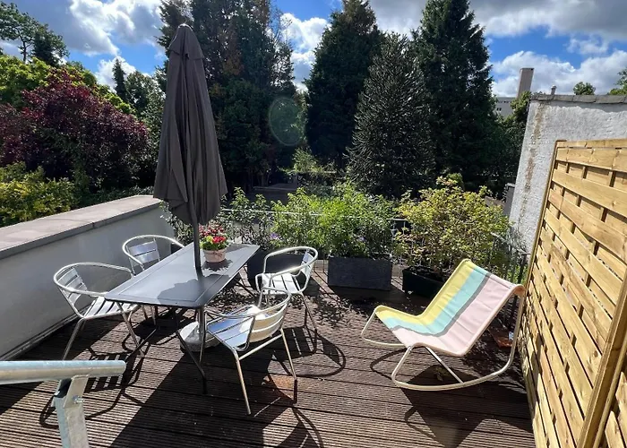 Daire 2- Modernes In Meiderich, 4,7 Km Hbf, U-bahn 250m, Flughafen Duesseldorf 28 Km, Landschaftspark 2,9 Km, 5 Gehminuten Von Herzklinik Entfernt